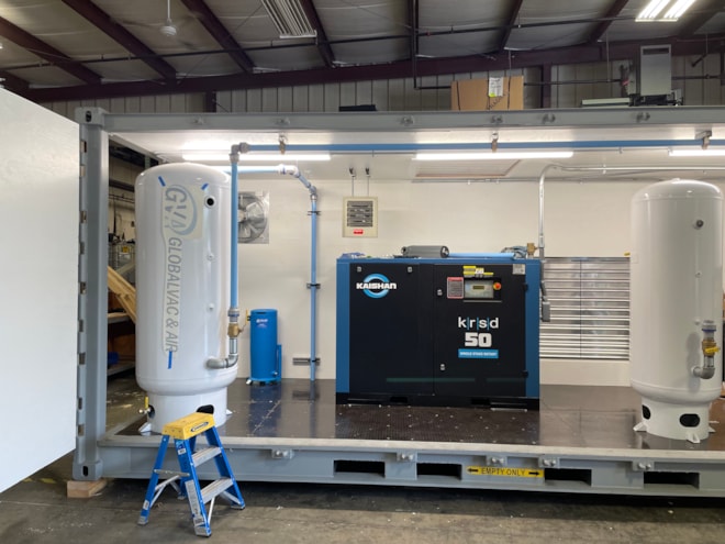 50 HP Rotary Screw Compressor with Desiccant Dryer and Filtration System in 20ft Container